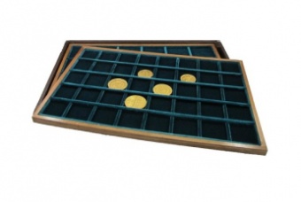 Standart wood tray – green velvet model – 40 squares