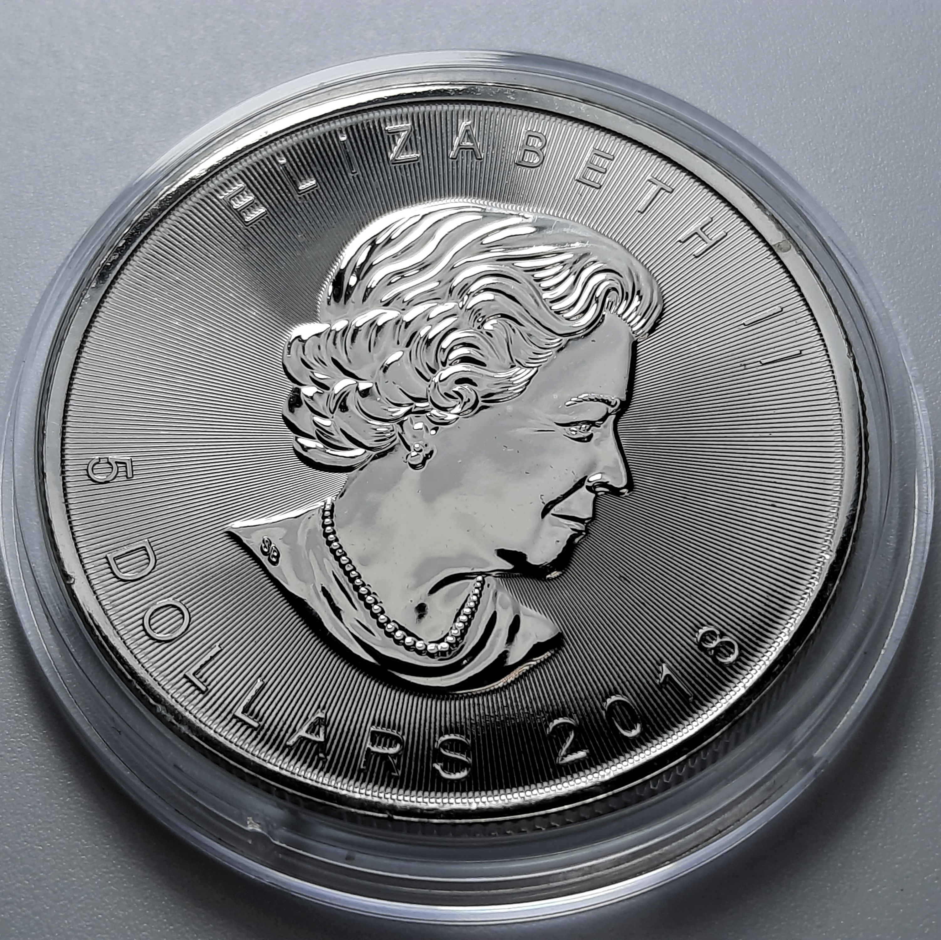 Золотая монета 5 долларов Канада. 5 Долларов 2018. Копии монет 5 долларов Канада монета. Монета канадская 2018-200825 цент. 120 долл